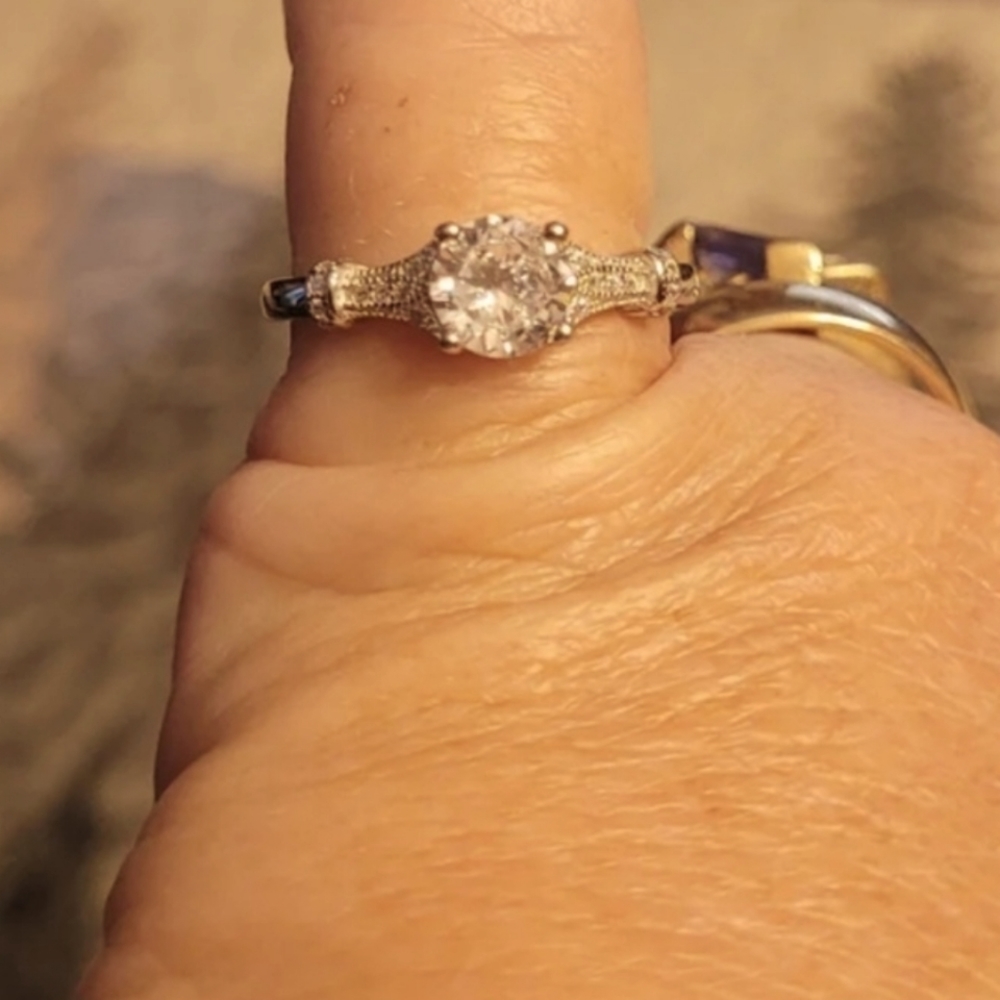 Sterling silver 925 engagement ring womens zirconia diamond size 9. 199.00